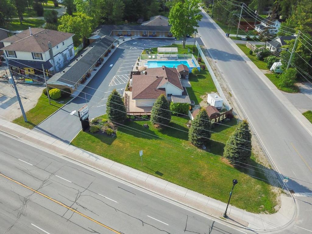 Beach Club By Beach1 Motel Wasaga Beach Exterior photo